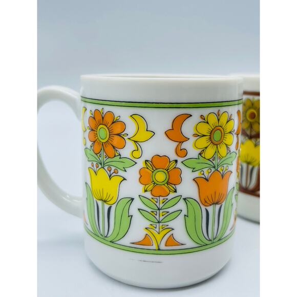 MCM Fred Roberts Co. Retro Floral Porcelain Coffee Cups Made in Japan - Picture 4 of 6
